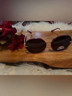 Women's Round Sunglasses - Purple Frame, Glare Blocking Polarized Lenses